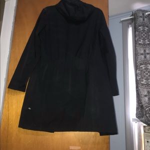 Eddie Bauer 3/4 length Girl on the GO trench